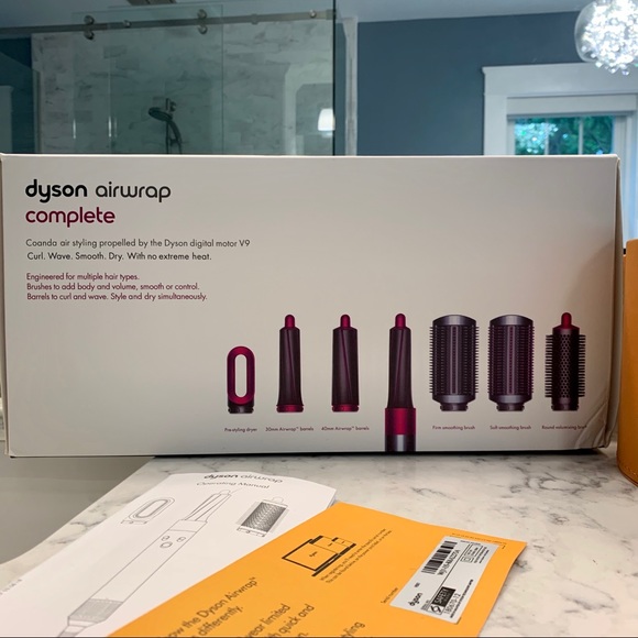 New Dyson Airwrap Complete - Picture 3 of 10